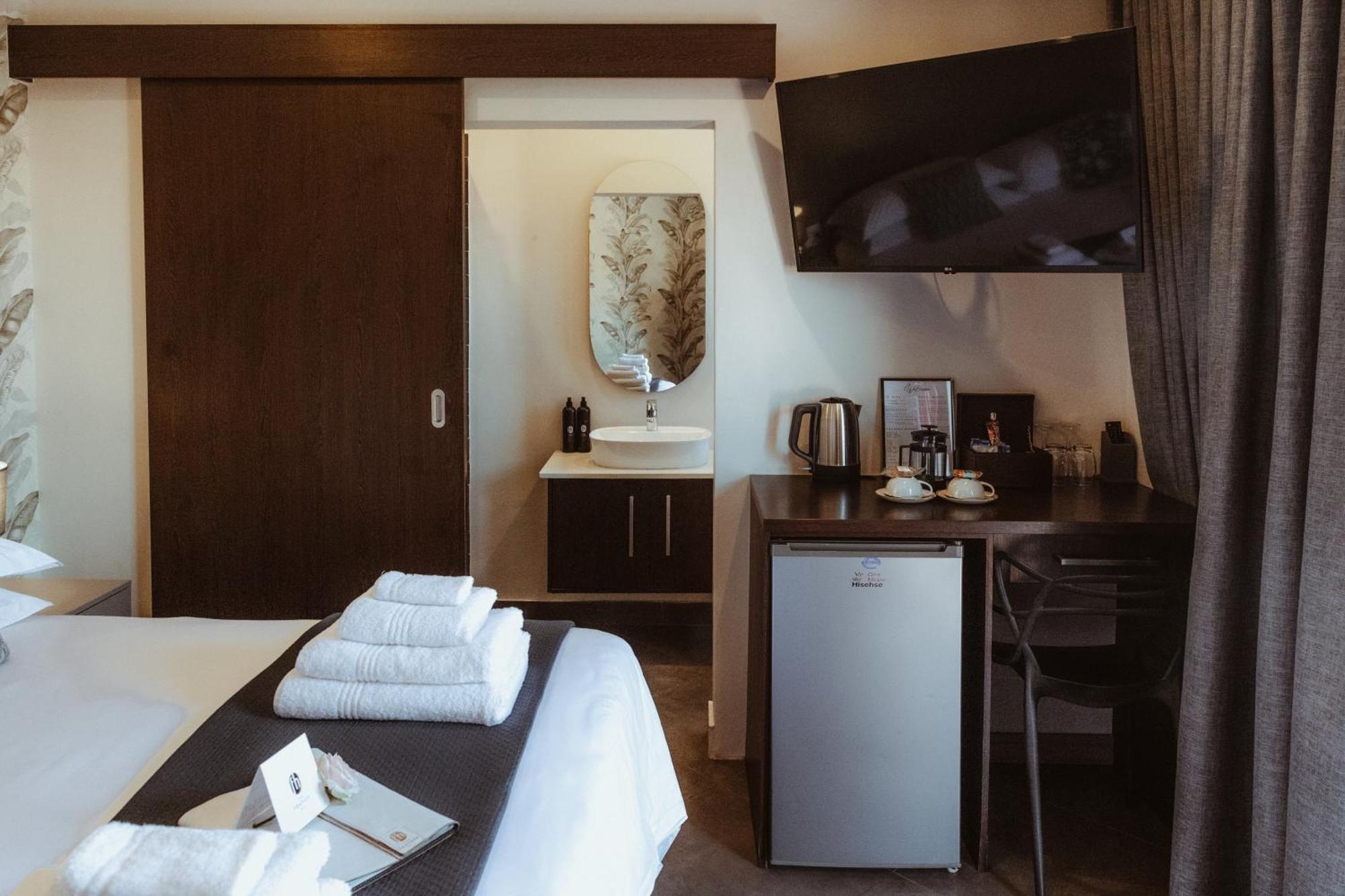 The Feather Hill Boutique Hotel بوتشيفستروم المظهر الخارجي الصورة