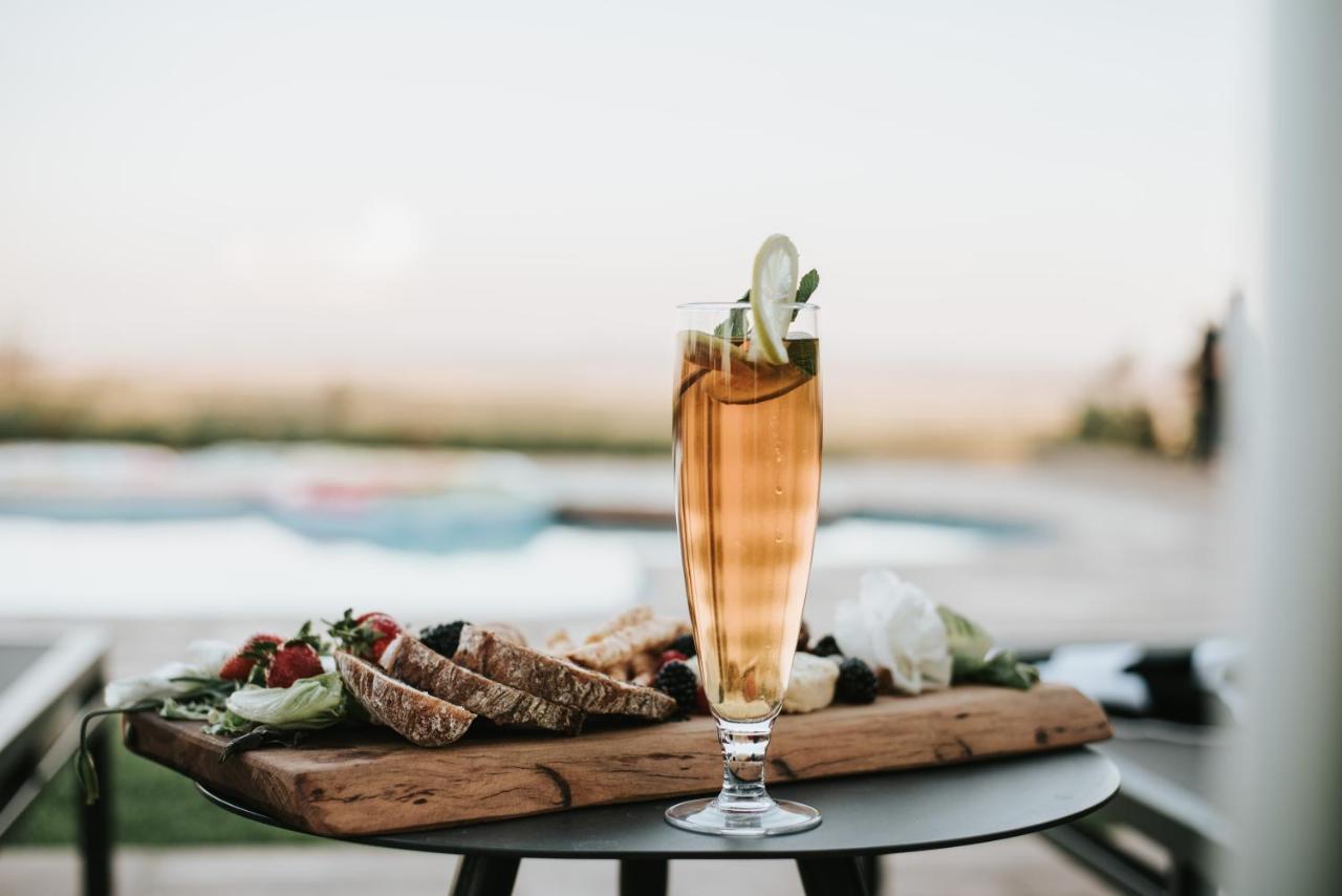 The Feather Hill Boutique Hotel بوتشيفستروم المظهر الخارجي الصورة